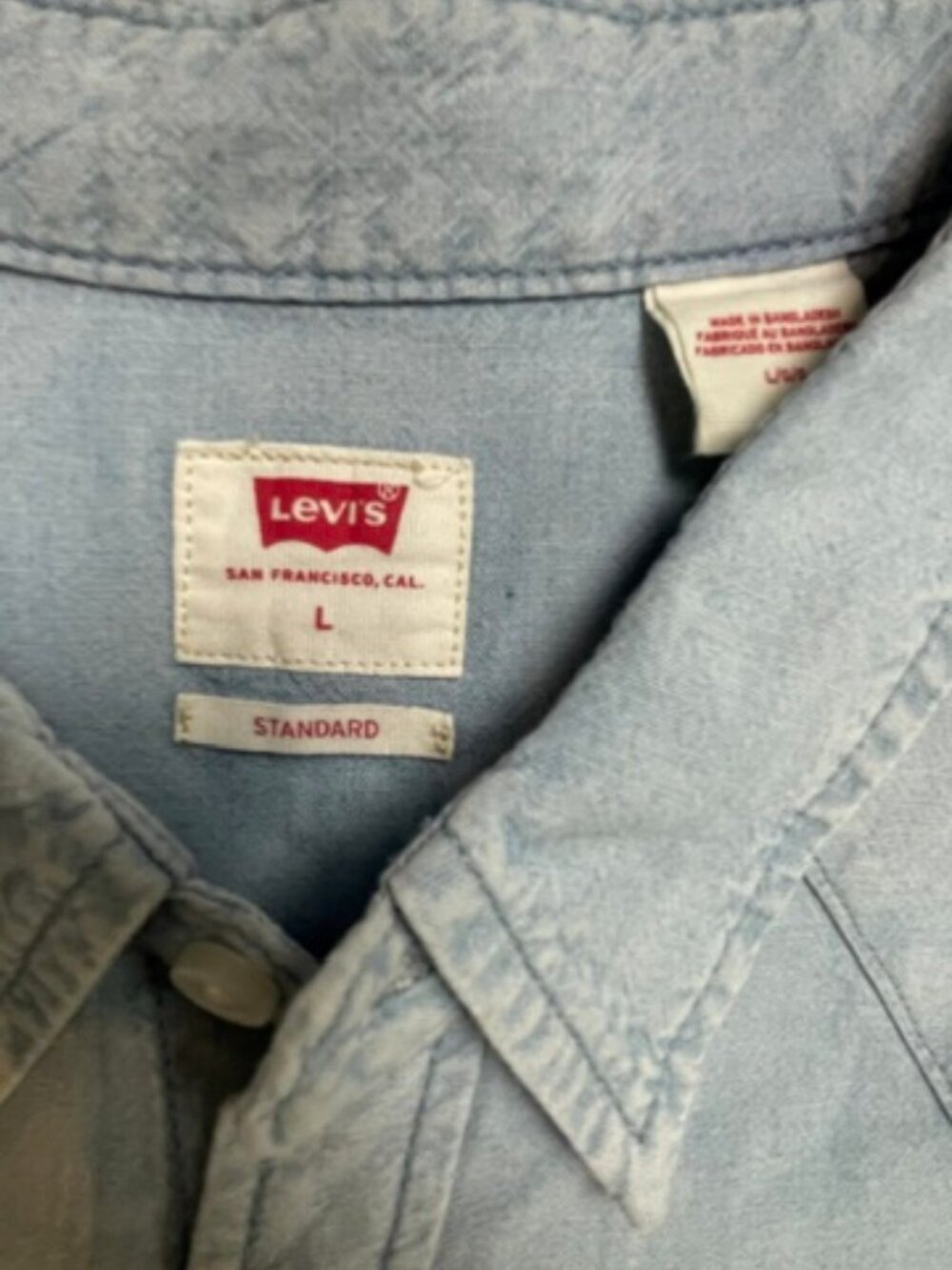 Levi's Men Pocketed Light Wash Denim Western Shirt, Blue, Size L - Picture 6 of 10
